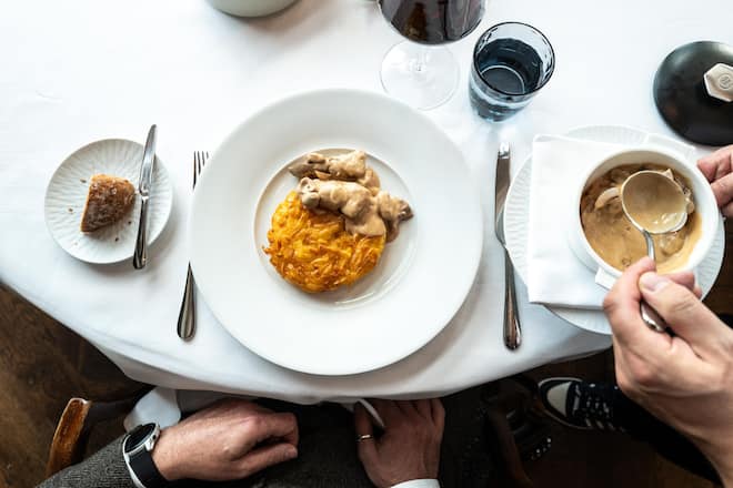 ZA 1/4ri GschnA$?tzlets, BAPniger tranchiert, 2024