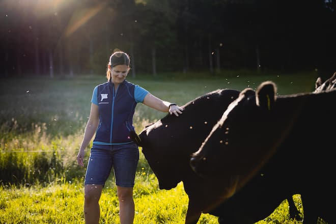 Hof Hoggen, Reigoldswil, Swiss Black Angus, Aberdeen Angus, Mutterkuhhaltung, Luma, IP Suisse, Annette Rieder-Gysin