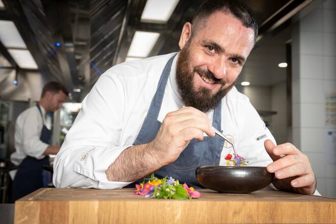Restaurant des 3 tours à Bourguillon(FR) , chef Romain Paillereau.