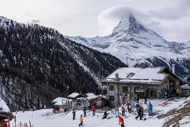 04.01.2023; Zermatt: Zermatt home of Winter; Ãbersicht Chez Vrony. © Valeriano Di Domenico