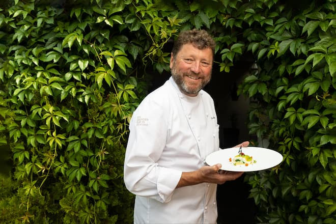 Besuch bei dem Restaurant 'La Table de Suter', Chef Pierrick Suter,Lieblingsrlokal von Bundesrat Guy Parmelin. Fotografiert am 29.06.2023 in Lucens PORTRAIT VON PIERRICK SUTER