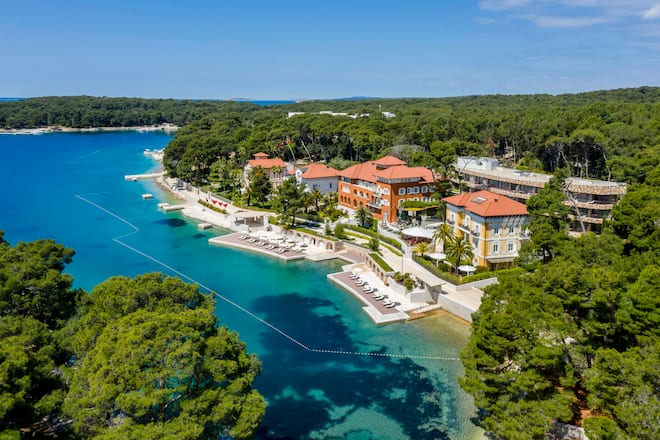 The photo may only be used for PR and marketing measures of JADRANKA hoteli d.o.o. - Drazica 1 - HR-51550 Mali Losinj - Croatia, unlimited in space and time. The copyright remains with the picture author Günter Standl (www.guenterstandl.de). Any use by third parties must be agreed separately with the picture author. Boutique Hotel Alhambra, Losinj, Kroatien © HO