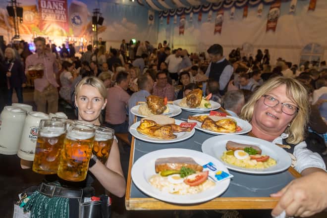Böni tranchiert ... das Oktoberfest im HB Zürich Stimmungsbilde_Aufmacher? Fotografiert am 26.09.2024