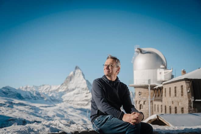 Sternen-Dinner Gornergrat, Peter Salzmann, Sternführer, Donnerstag 12 Dezember 2024 in Zermatt. (© Gabriel Monnet)