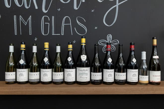 Chardonnay's und Pinot Noir's von den Weingüter Davaz und Castelfelder.