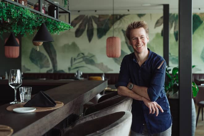 Birdy's by Achtien, Brunnen - Christian Vogel - April 2023 - Copyright Olivia Pulver