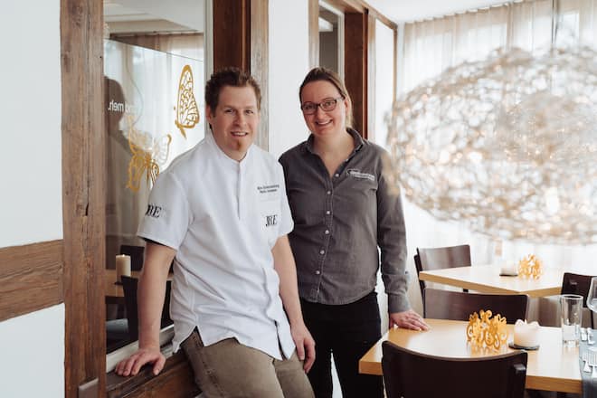 Franziska und Patrick Germann (Bären in Schwarzenburg) beziehen Forellen vom Bio-Bergbauernhof Naturkreislauf - Schwarzenburg - 05/2023 - Copyright Olivia Pulver