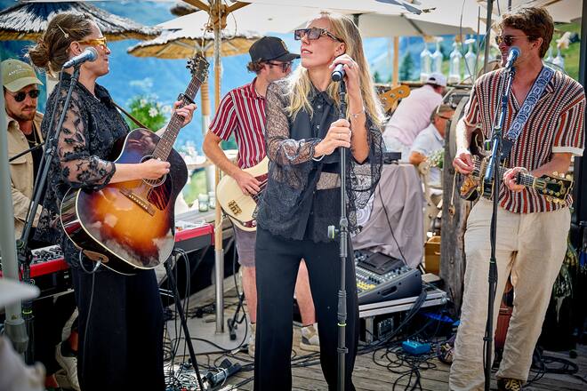Sie performten auf der Sonnenterrasse: Die formidable Hausband «Wintershome».