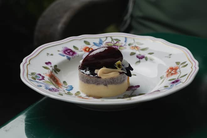 Cheesecake / Blaubeere, Launch-Party Caminada Magazin, Restaurant Buech, Forchstrasse 267, 8704 Herrliberg, Copyright Roy Matter