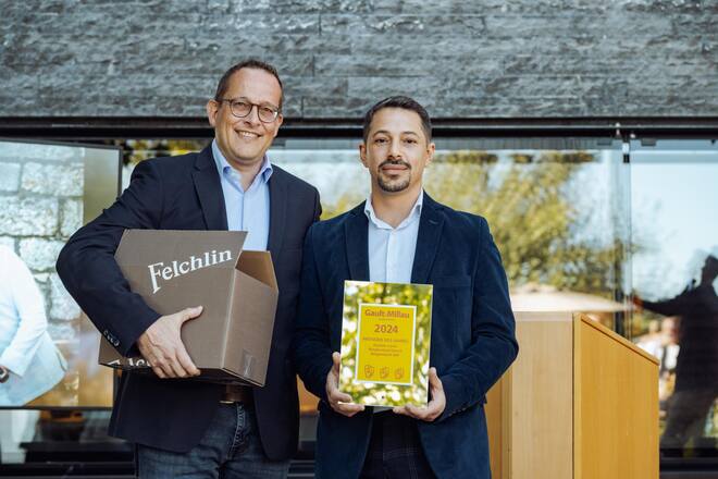 Koch des Jahres Party - Restaurant Mammertsberg Patissier des Jahres 2024, Damián Carini mit Erich Keller (Felchlin).