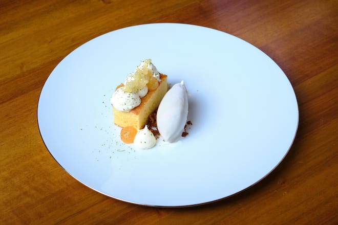 zitronenkuchen_mit_mascarponecreme_und_verveine