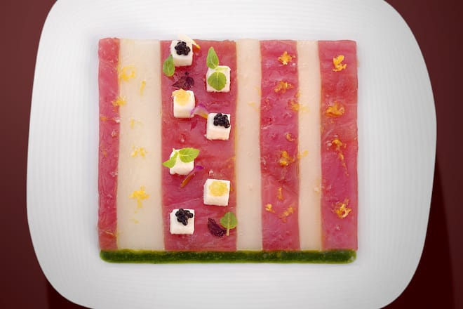 Carpaccio de thon rouge et daïkon acidulé