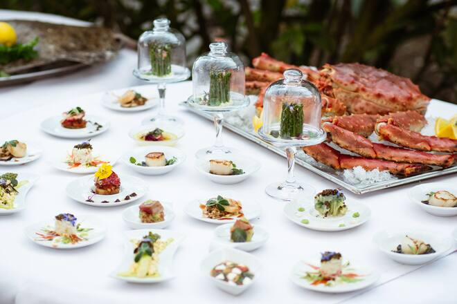 Vorspeisenbuffet mit King Crap - Nik Gygax lädt ein zum Festival aux Fruits de Mer "Die Bretagne zu Gast in Thörigen" - Sonntag, 24.2.2019 - Restaurant Löie Beizli in Thörigen, Bern - Copyright Olivia Pulver