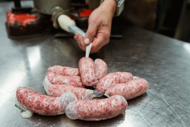 Kuhteilen.ch und Wursten mit Hexer Stefan Wiesner