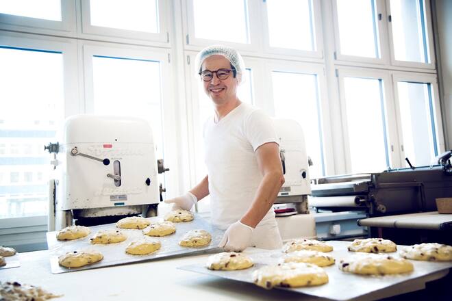 Seri Wada macht Panettone Zuerich