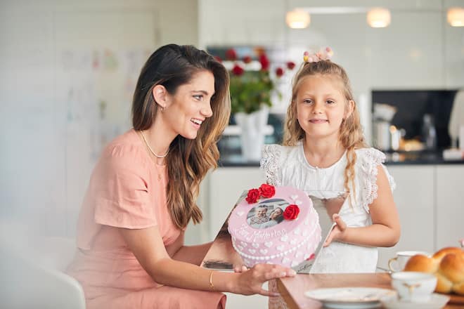 Tortenkonfigurator für jede Gelegenheit, u.a. für den Muttertag, der Confiserie Bachmann auf confiserie.ch, Luzern, 01.05.2021, Foto Lucia Hunziker