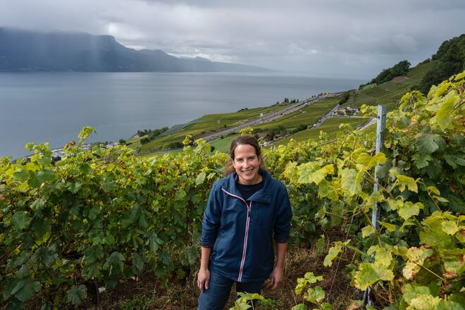 Rookie des Jahres 2022 Christin Rütsche Rüstungen, Räucherwurst und Christins Wein Oktober 2021 Lavauxin ihrem Rebberg oberhalb von Chardonne