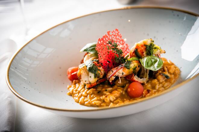 Daniel Müller, Country Club 2020: Hummer, Champagner, Risotto