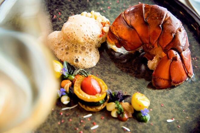 GM_Wildemann_Hummer mit Fregola Sarta mit frischen Gartenkräutern