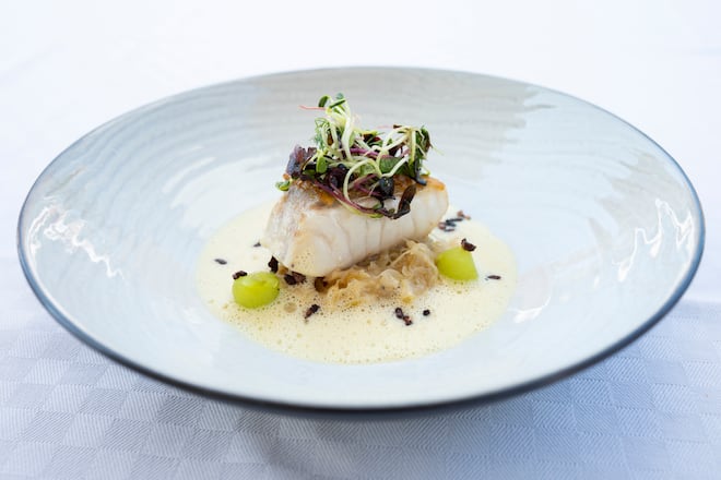 Jeunes Restaurateurs, in Urnäsch, Schweizer Zander, Weisskohl, Apfel, Zitrone und Vanille