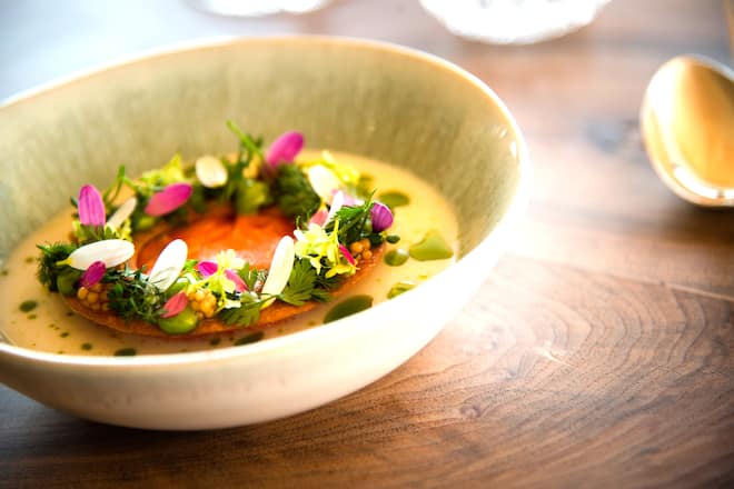 Ale Mordasini 2019: Lachsforelle mit Beurre blanc und Kraetern