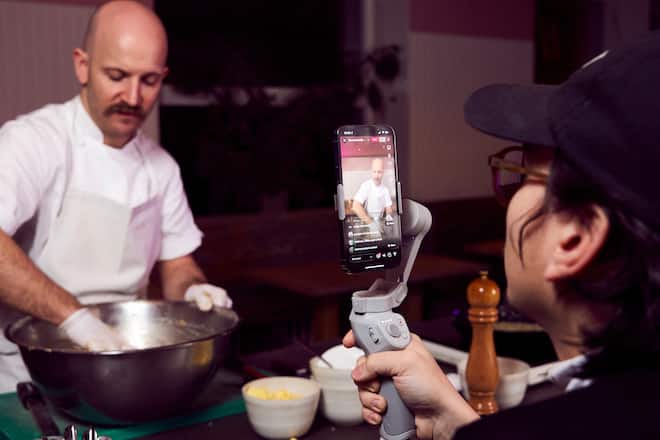 Markus Stöckle Semmelknödel Live-Cooking Züri isst vom Restaurant Rosi