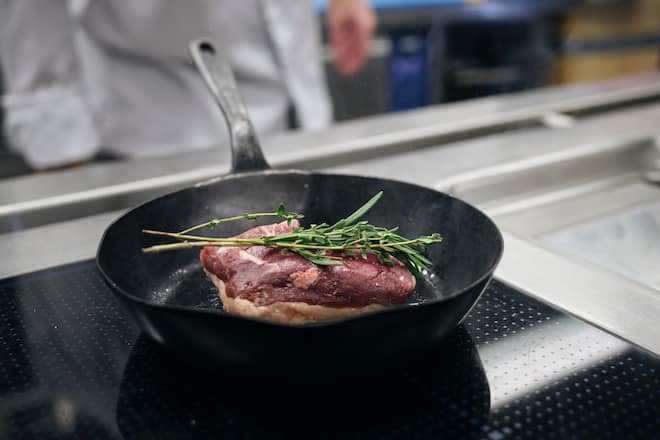 Patrick Germann Bären Schwarzenburg bei Gänse Ueli