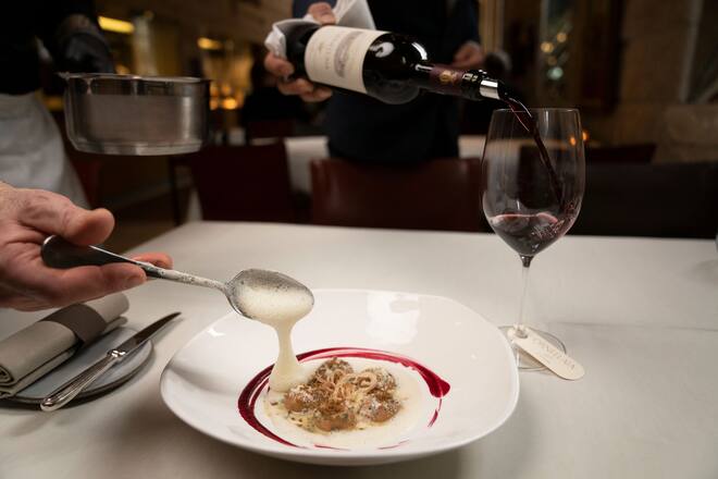 17.03.2022; Zürich; Press-Release Ornellaia 2019 @ Ristorante Ornellaia; Impressionen vom Press-Release Ornellaia 2019 Event im Ristorante Ornellaia.Ravioli gefüllt mit roter Zwiebel und Mascarpone. © Valeriano Di Domenico