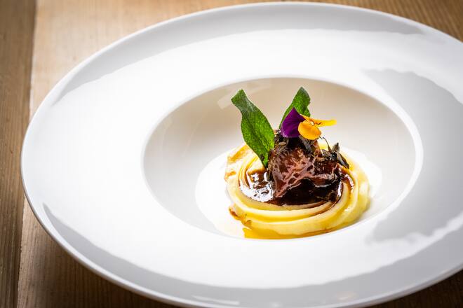 Koch Röbi Gisler Gitzi Menü Restaurant Kaiserstock Riemenstalden SZ