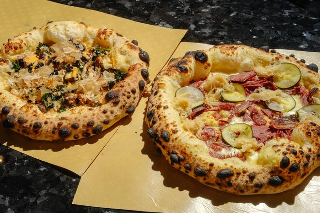 Gaijin x Napule mit Raffaele Tromiro und Dan Shu