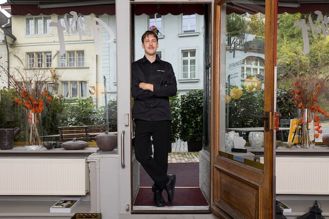 Lukas Kiener,Amex TalenteFotografiern in der ZUR GEDULD in Burgdorf am 23.10.2024