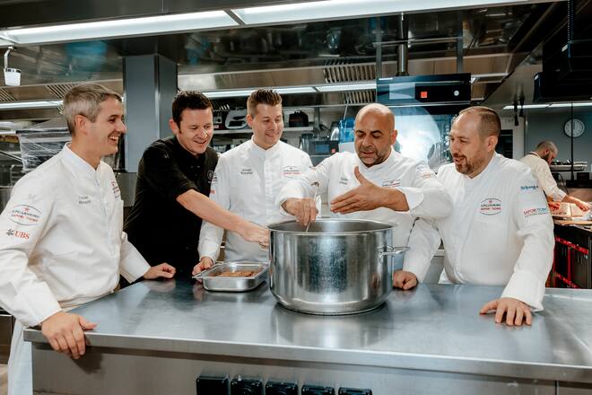 20.11.2024, Zuerich, Sapori Ticino Gala im Widder Hotel | Christian Moreschi, Tino Staub, Jacopo Rosvetini, Egidio Iadonisi und Luca Bellanca (photo by Remy Steiner for Gault Millau)