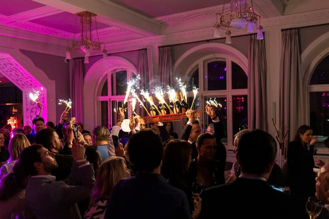 Grace Champagner Party