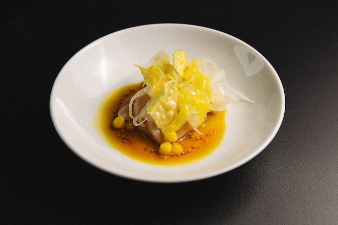 Mercedes-Benz, Genusstour, Tanja Grandits, Hamachi, Yuzu Ponzu, Sesam Fenchel