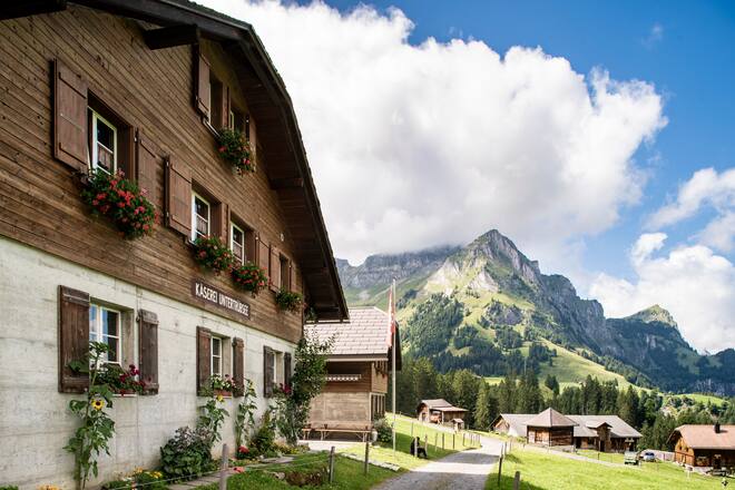 Sbrinzproduzent Thomas Scheuber, Käserei Untertrübsee, Engelberg