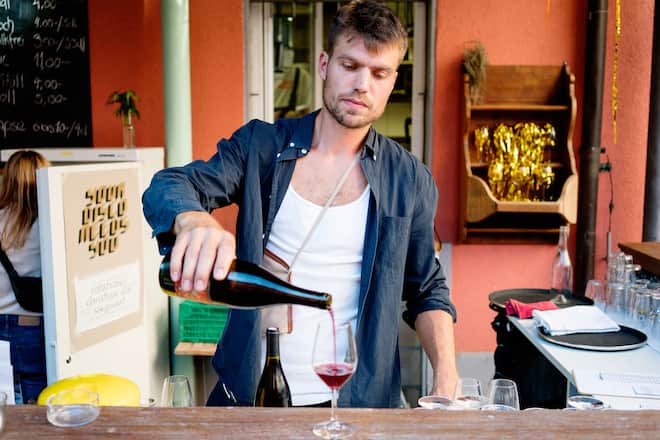 This Schälchli im Pop-Up-Restaurant Zum Goldenen Krass von Margaretha Jüngling und Samuel Envall Utbult in Zürich