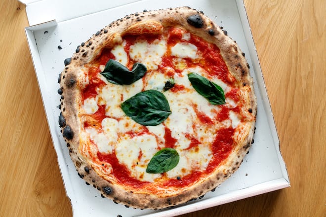 Pizza Lieferdienst Zurich arcade