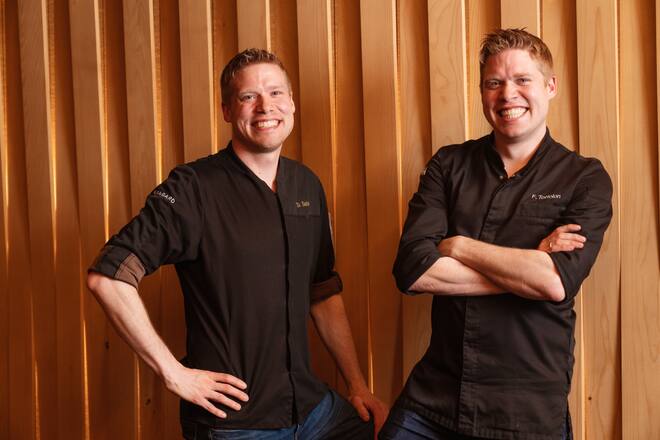 Zwillinge Dominik Sato und Fabion Toffolon