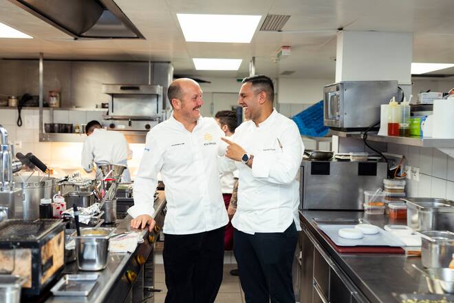 4-Hands Dinner - Deepanker Khosla & Nicolas Darnauguilhem