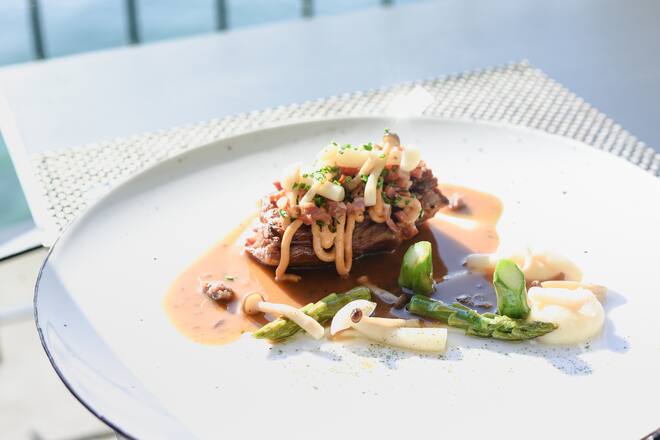 Muotathaler Lamm, Zwölf Stunden gegarter Lammhals