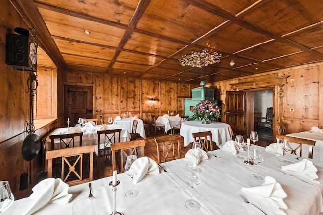 Restaurant Test Guide 2022 Hotel Weiss Kreuz Malans GR