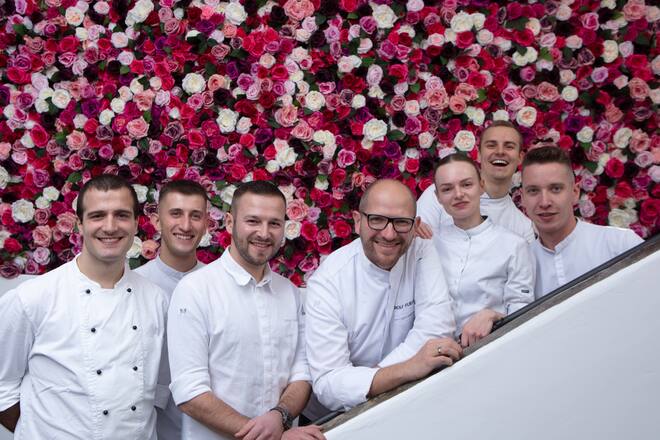 v.l.Matteo Borloggio, Marvin Sarb, Lukas Bader, Chef Rolf Fliegauf,Antje Haaser, Michael Schurr,Maximilian Kaufmann.