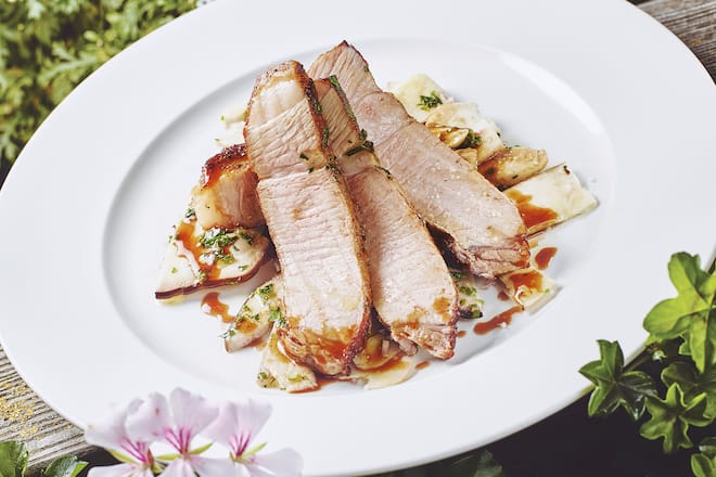 Koteletts vom Bergschwein mit marinierten Steinpilzen Robert Speth