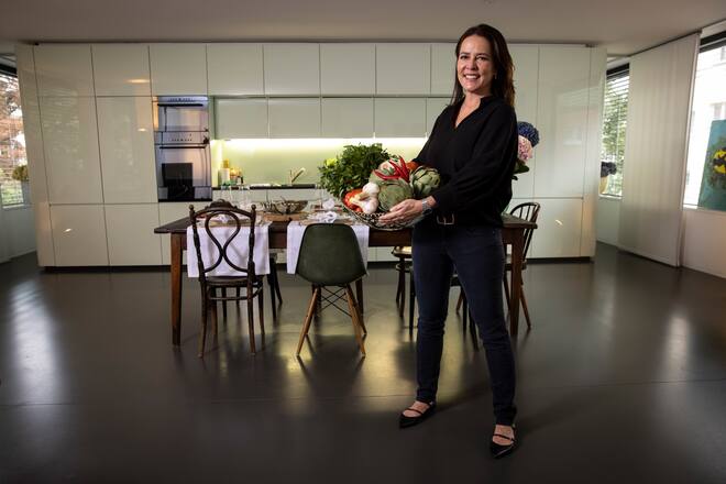 Header NEU Nina Müller CEO Jelmoli in ihrem Zuhause Oktober 2021