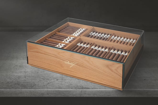 Davidoff neuer Humidor und Aschenbecher Urban Architecture November 2021