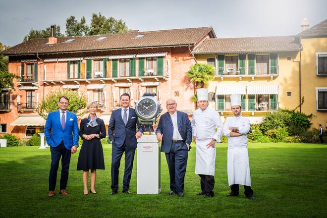 Pressebild Castello Del Sole Hotel Des Jahres 2021: Simon und Gabriela Jenny, Sascha Möri, Urs Heller, Mattias Roock, Leopold Ott