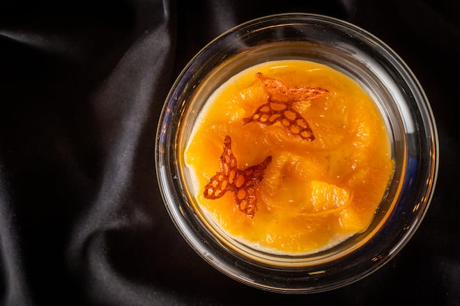 Agron Lleshi kocht im Jägerhof 2021: Mascarpone mit Orangenkompott