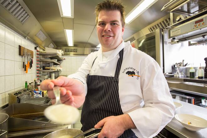 Nespresso Lounge Christoph Hunziker, Schüpbärg-Beizli, Schüpfen BE April 2021