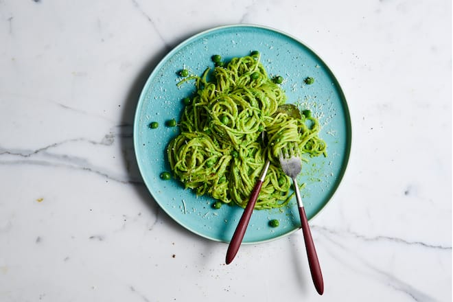 Spaghetti mit Erbsenpesto, Sbrinz AOP