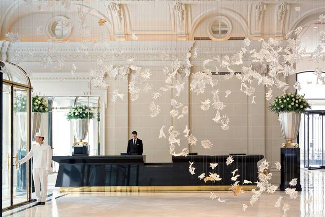 Reception Peninsula Paris